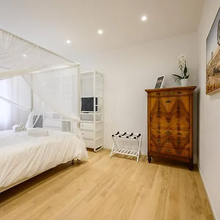 Ab - Via Sant'isaia 102 Apartamento